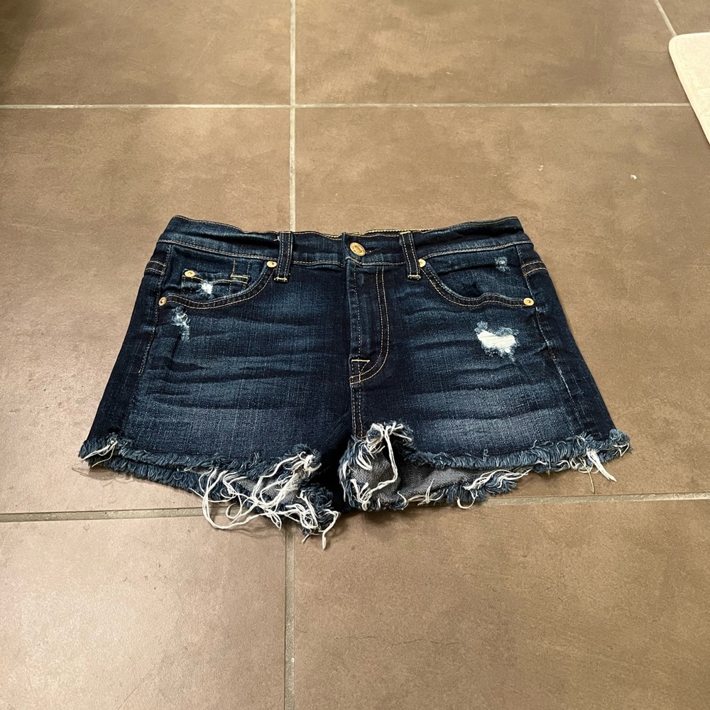 7 for All Mankind cutoff short - size 24